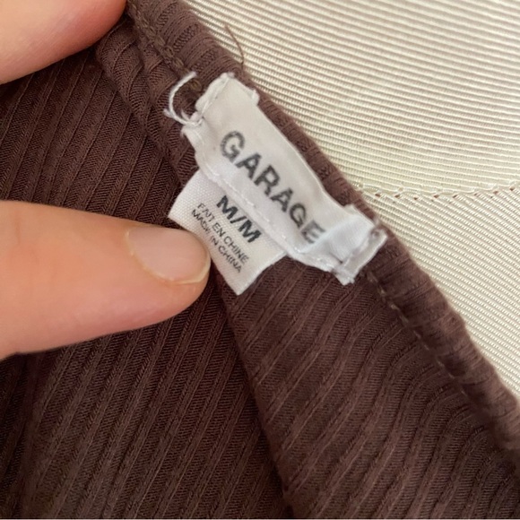 Garage Twisted Long Sleeve Chocolate Brown Shirt Women’s Size Medium - Picture 5 of 6